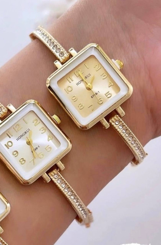 ساعت مچی بنگلی نگینی