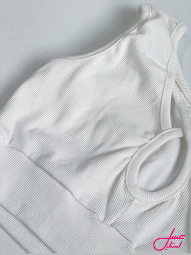 کراپ تاپ سفید