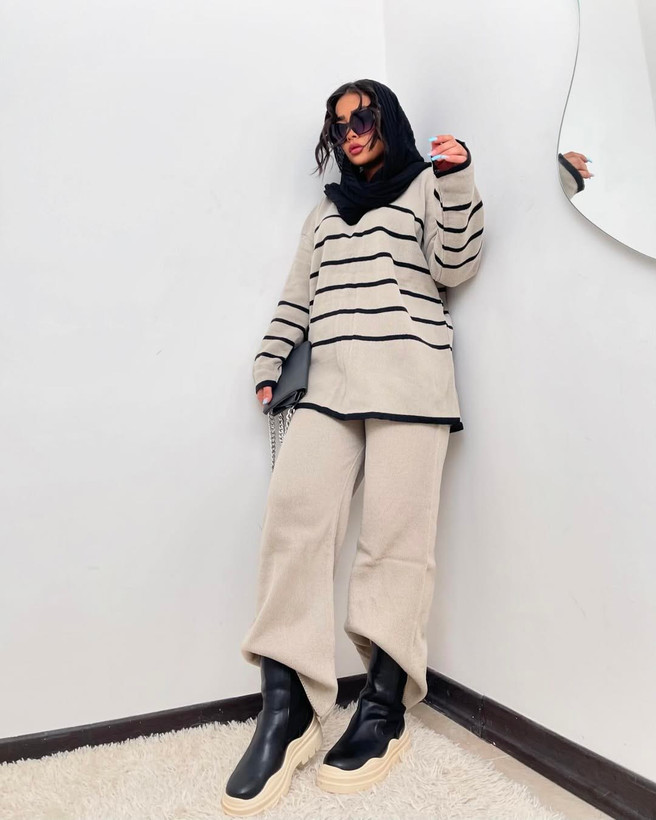 ست بلوز و شلوار بافت راه راه لش رنگ کرم خاکی