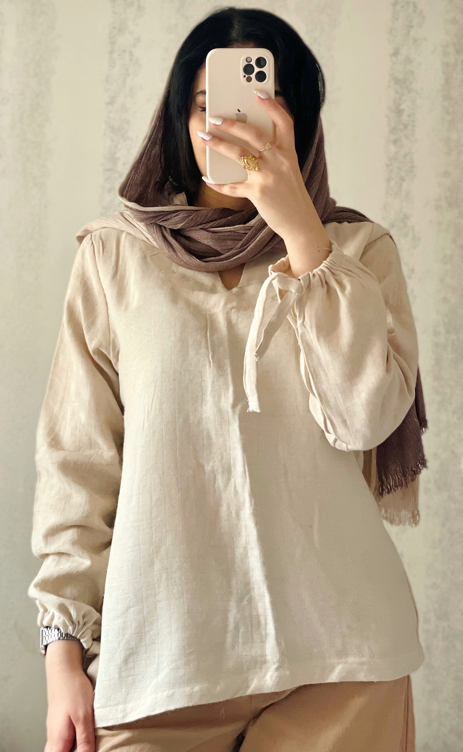 شومیز جلوبسته کرم زنانه عسل استایل