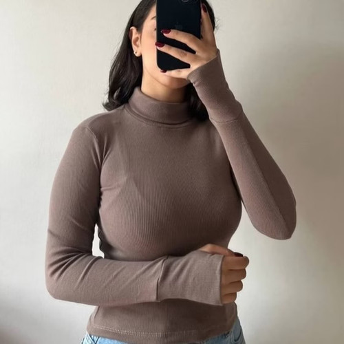 بلوز یقه اسکی انگشتی عسل استایل