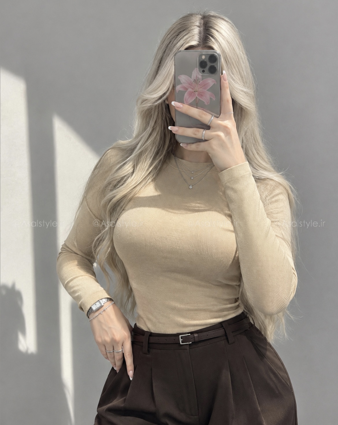 بلوز بیسیک یقه گرد زنانه کد ۱۳۸۳